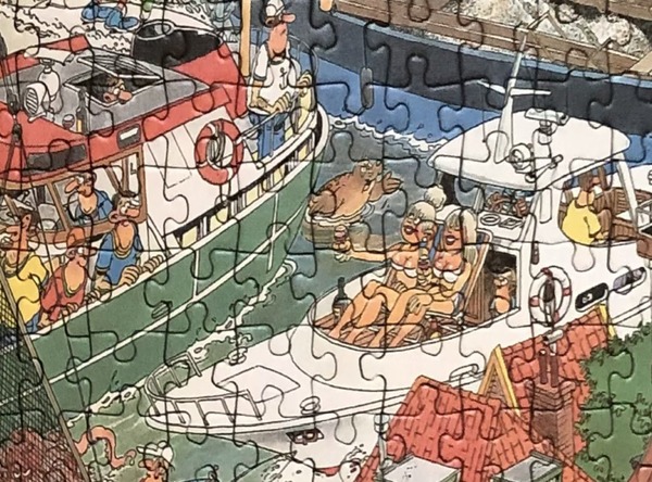 all-at-sea-jan-van-haasteren-puzzel-1000-stukjes-veel-bekijks-dames-in-badpak